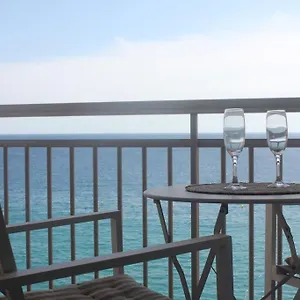 https://apartamento-primera-lnea-de-mar.topcostabravahotels.com