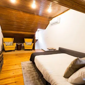 https://ola-lisbon-terrace-castelo-vi.hotels-lisbon-portugal.com